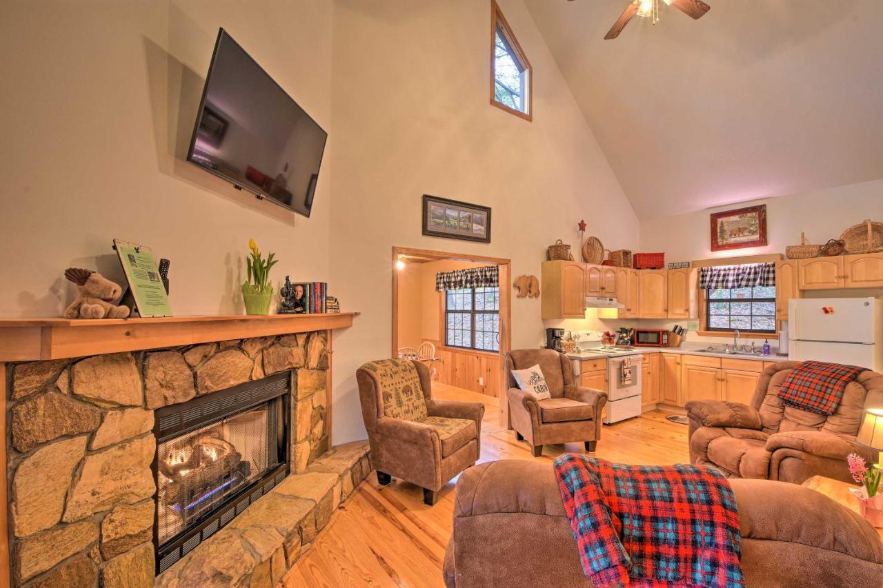 Modern Cabin With Deck In The Blue Ridge Mountains! Blairsville Luaran gambar